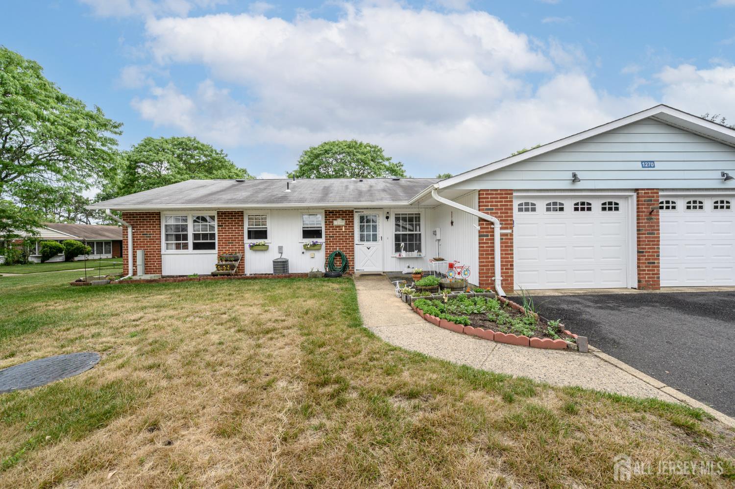 1270-B Argyll Circle Lakewood NJ 08701