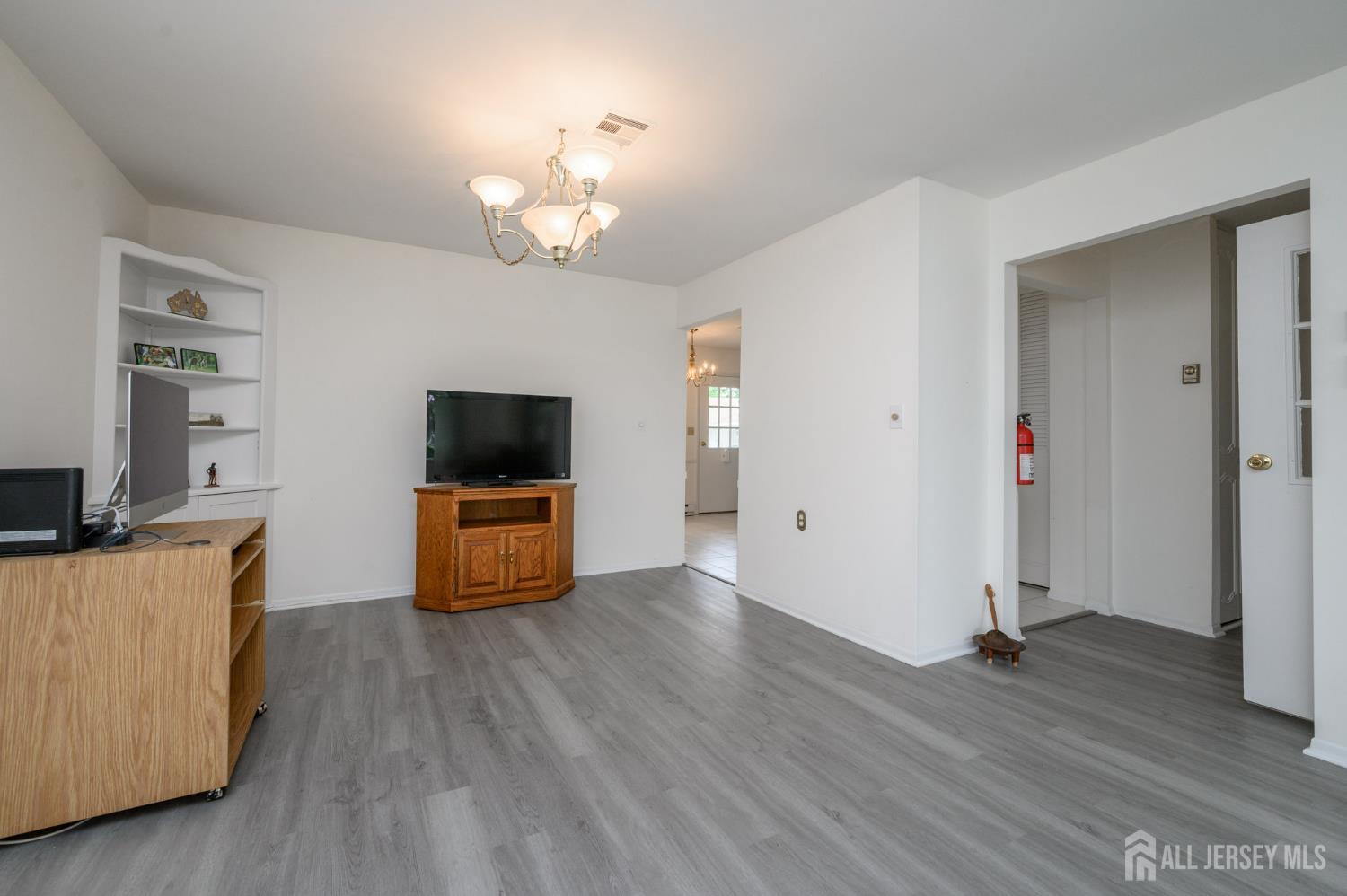 1270-B Argyll Circle Lakewood NJ 08701