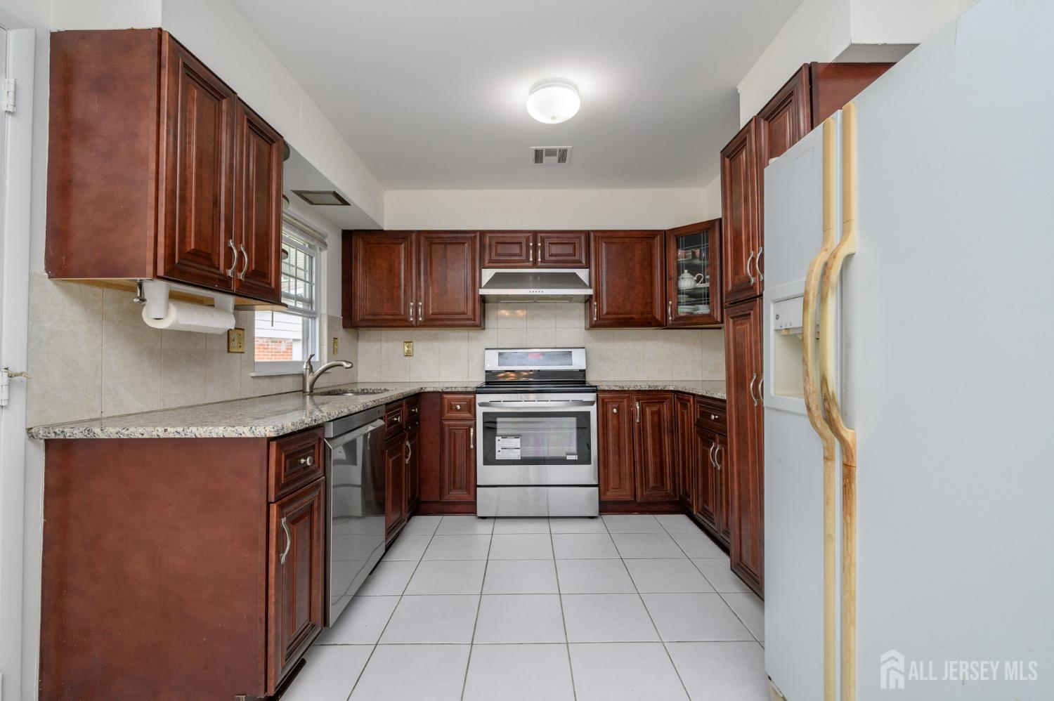 1270-B Argyll Circle Lakewood NJ 08701