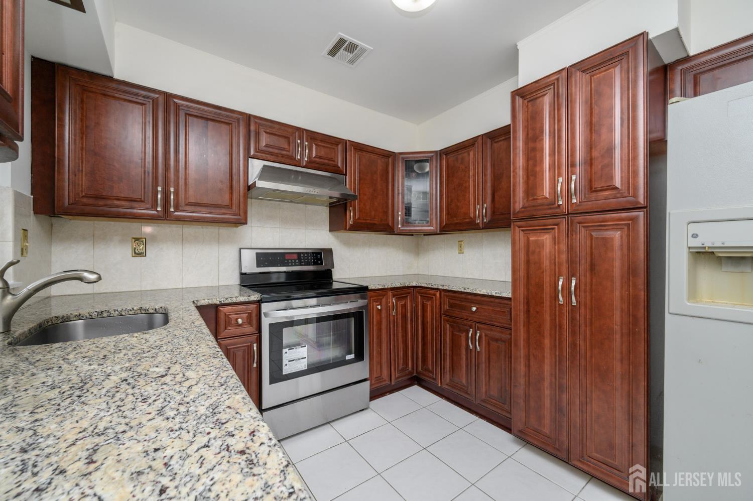 1270-B Argyll Circle Lakewood NJ 08701