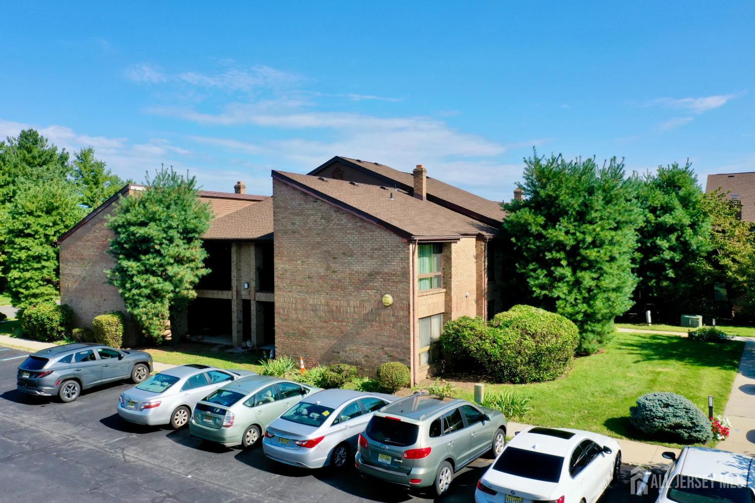 280 Willowbrook Drive North Brunswick NJ 08902