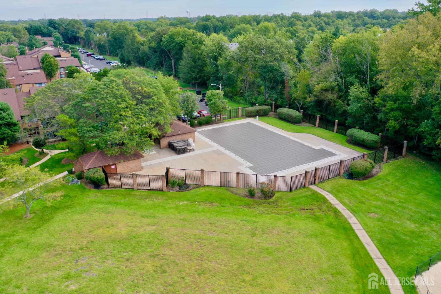 280 Willowbrook Drive North Brunswick NJ 08902