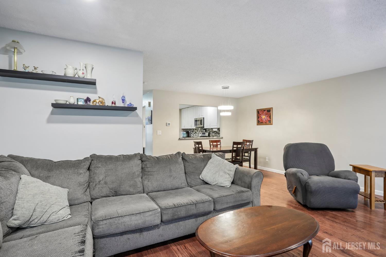 37 Upperbrook Court Sayreville NJ 08859