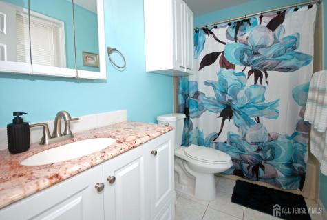 37 Upperbrook Court Sayreville NJ 08859