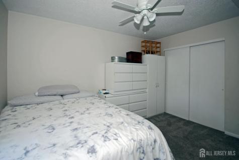37 Upperbrook Court Sayreville NJ 08859