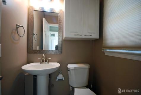37 Upperbrook Court Sayreville NJ 08859