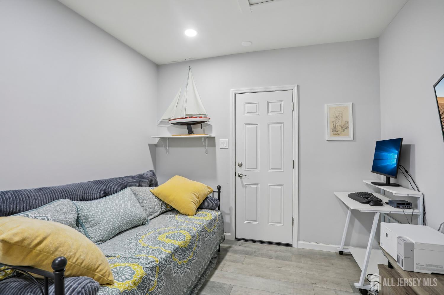 37 Upperbrook Court Sayreville NJ 08859