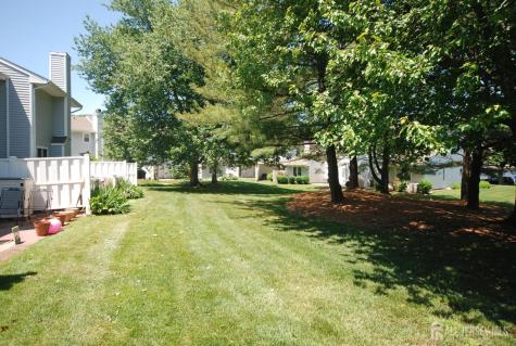 37 Upperbrook Court Sayreville NJ 08859