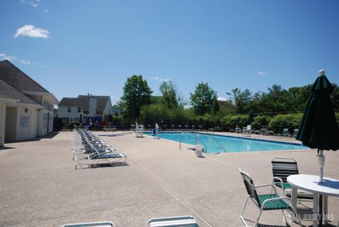 37 Upperbrook Court Sayreville NJ 08859