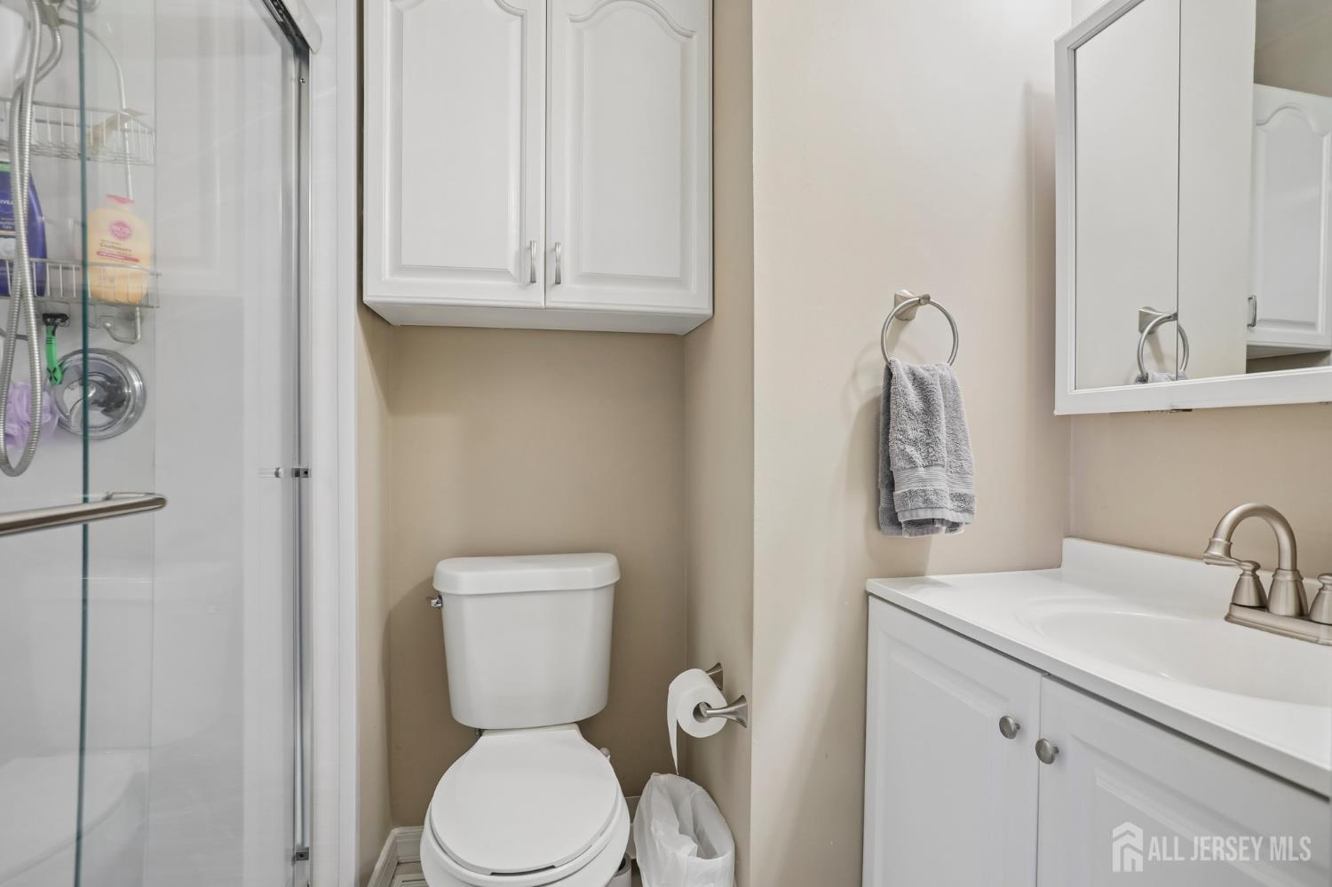 37 Upperbrook Court Sayreville NJ 08859