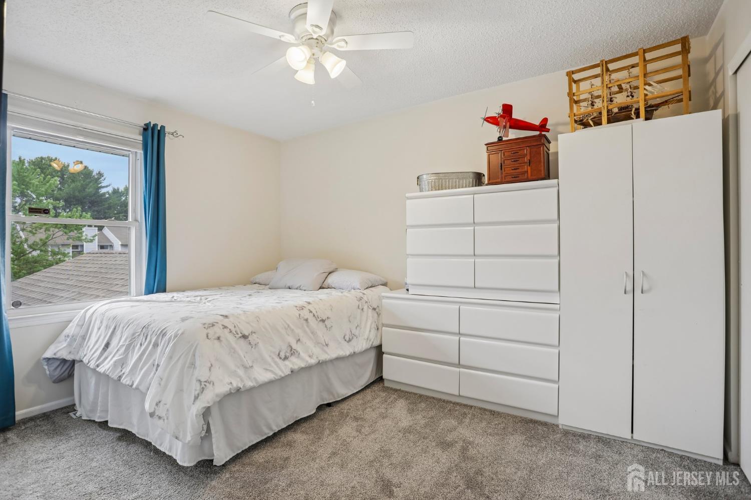 37 Upperbrook Court Sayreville NJ 08859
