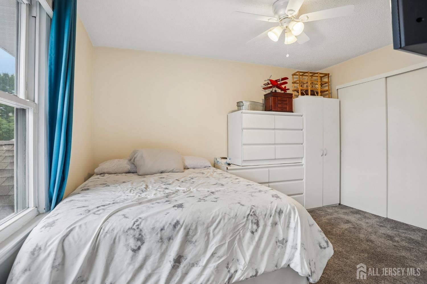 37 Upperbrook Court Sayreville NJ 08859