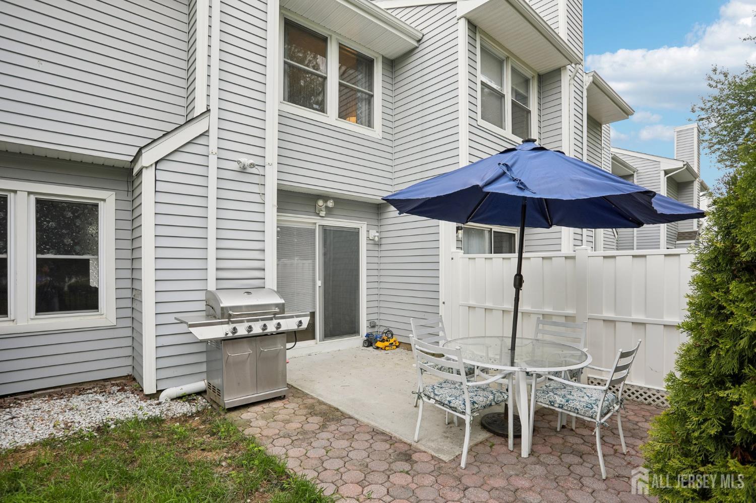 37 Upperbrook Court Sayreville NJ 08859