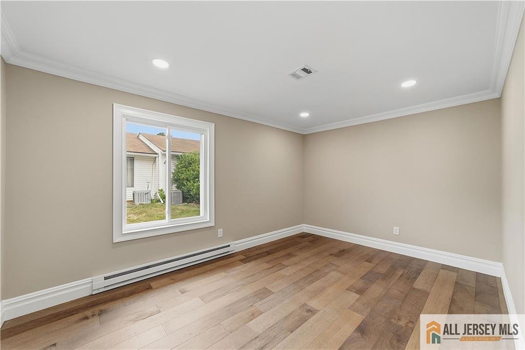 66 Essex Road Monroe NJ 08831