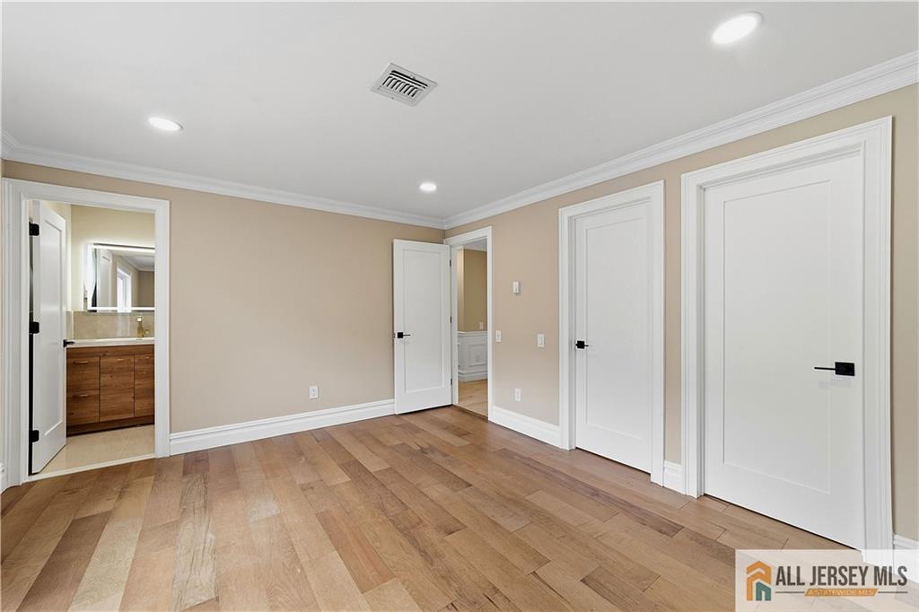66 Essex Road Monroe NJ 08831