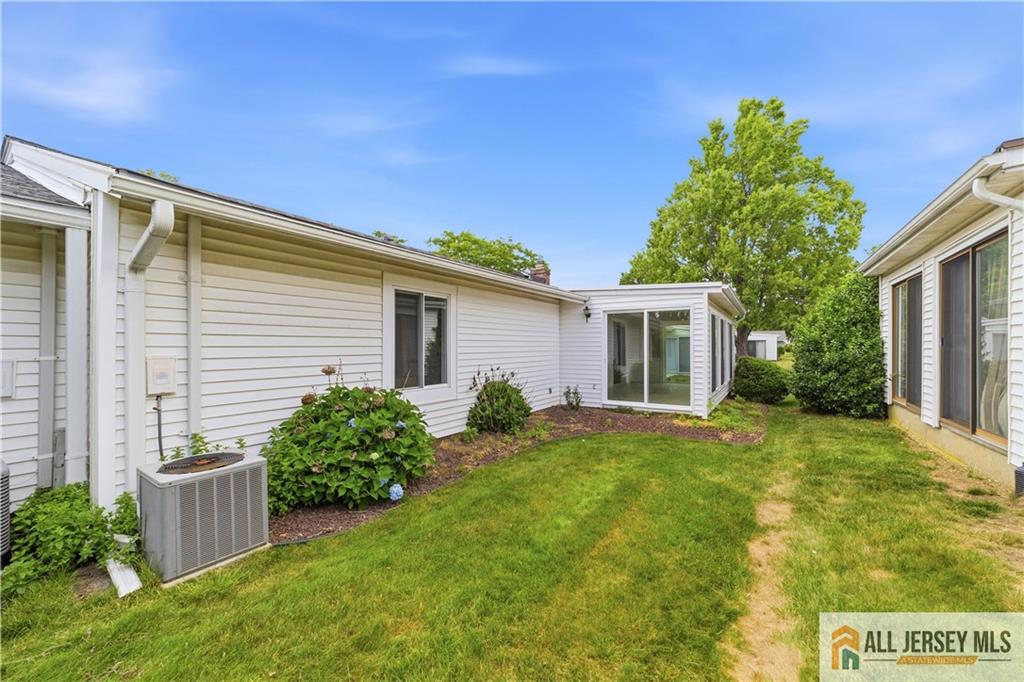 66 Essex Road Monroe NJ 08831