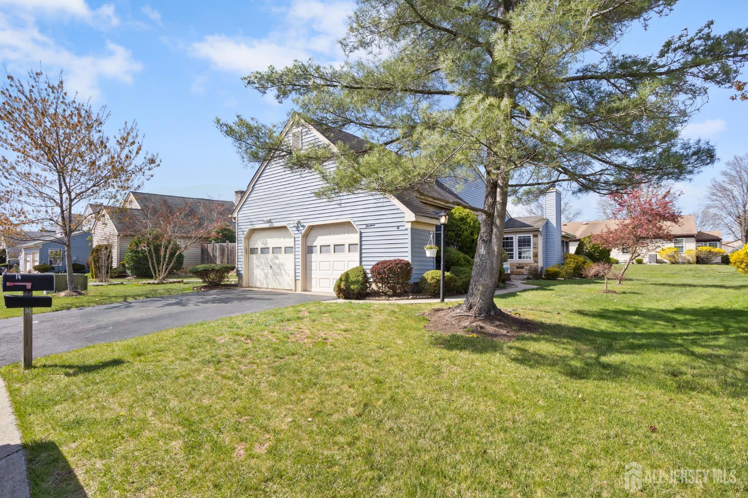 14 Dorchester Drive Monroe NJ 08831