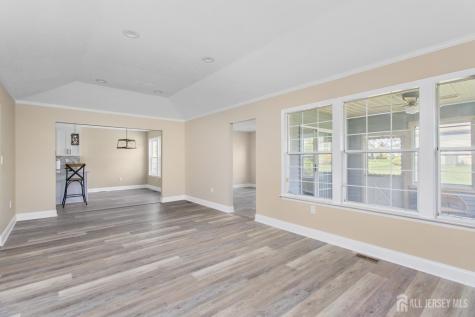 14 Dorchester Drive Monroe NJ 08831