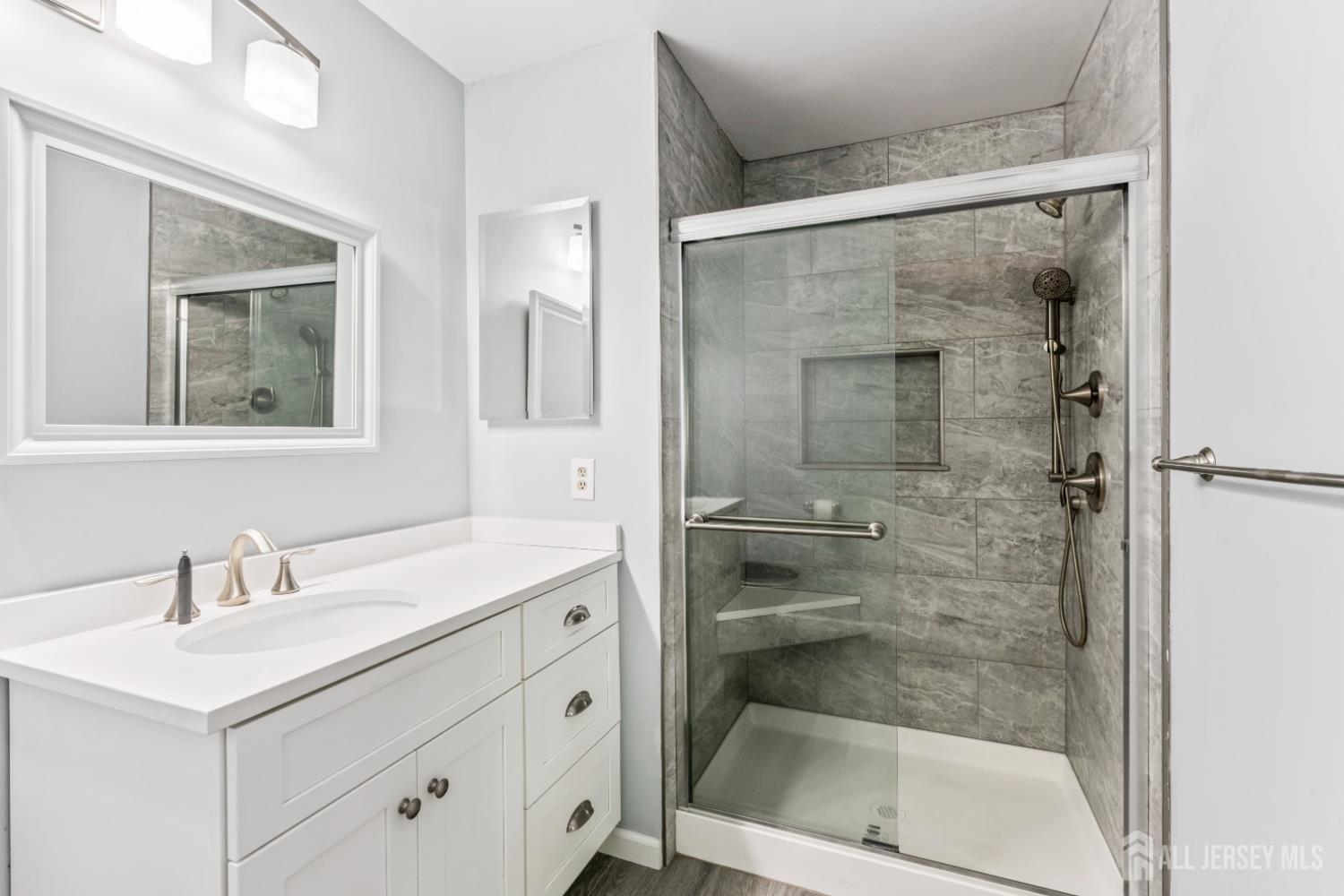 271 Kempsey Drive North Brunswick NJ 08902