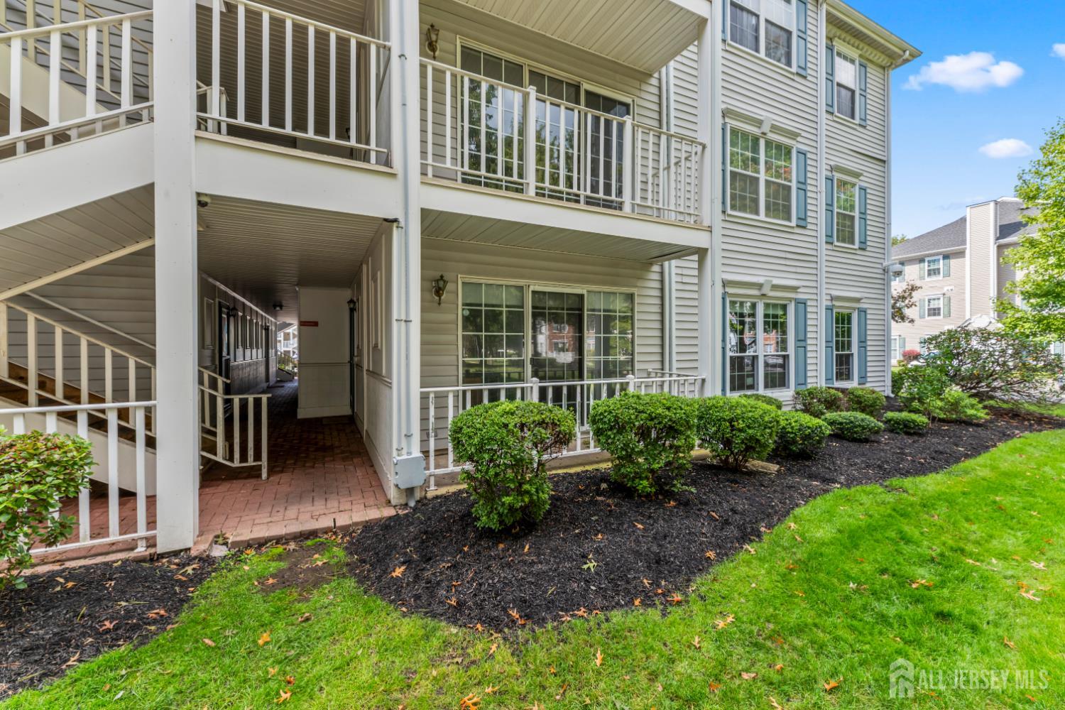 271 Kempsey Drive North Brunswick NJ 08902