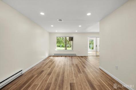 419-B Andover Drive Monroe NJ 08831