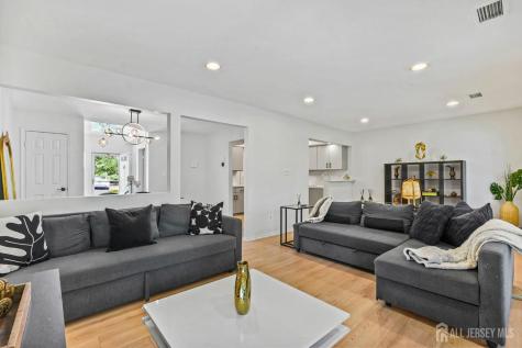 105 Lloyd Court East Brunswick NJ 08816