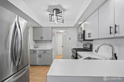 105 Lloyd Court East Brunswick NJ 08816