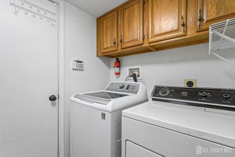 105 Lloyd Court East Brunswick NJ 08816