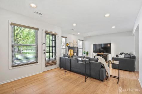 105 Lloyd Court East Brunswick NJ 08816