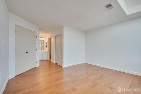 734 Edpas Road New Brunswick NJ 08901