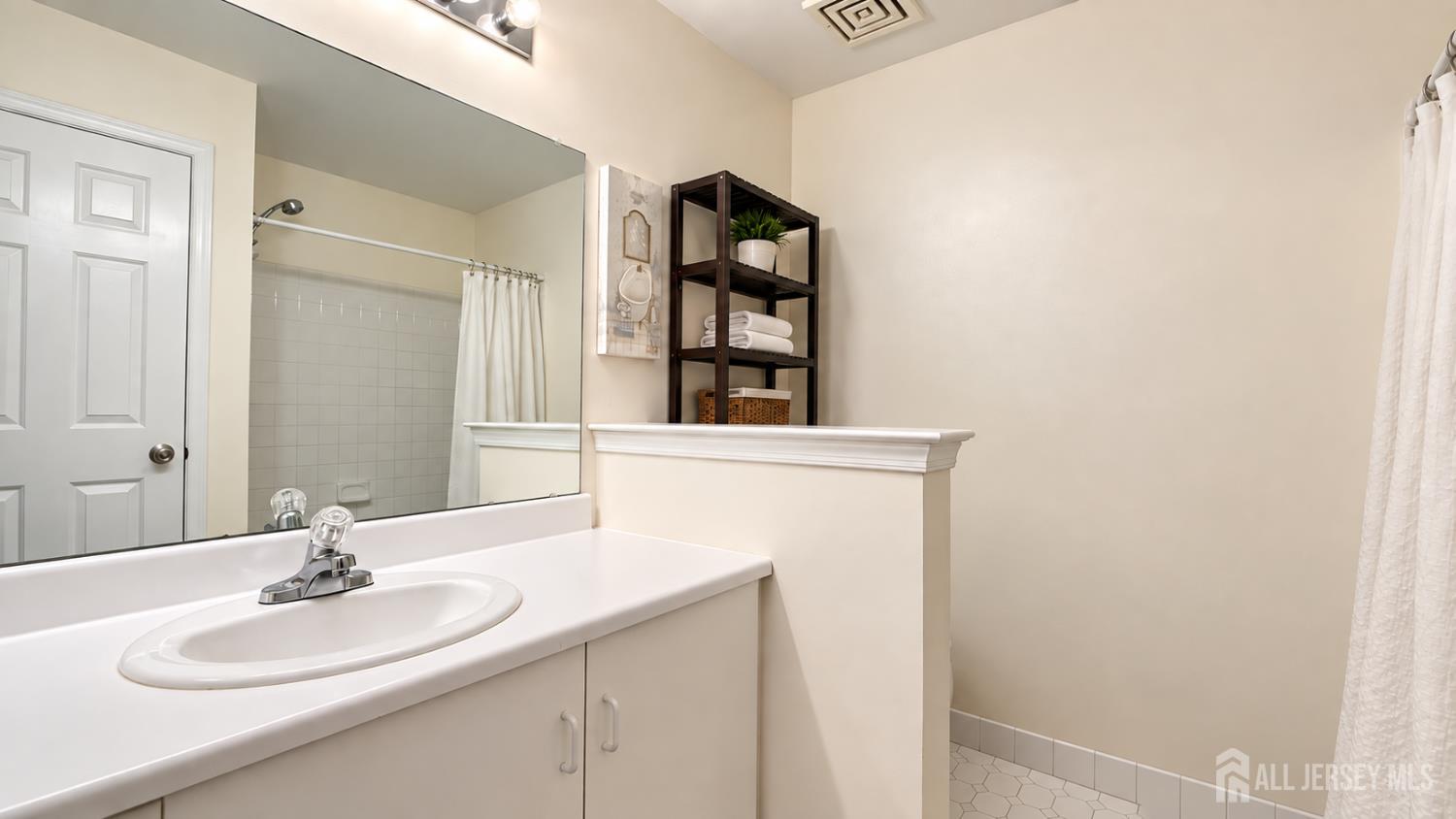 403 Cypress Lane East Brunswick NJ 08816