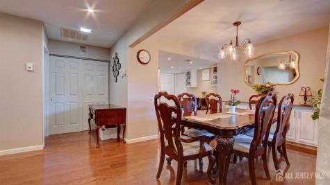 371-A Duranta Plaza Monroe NJ 08831