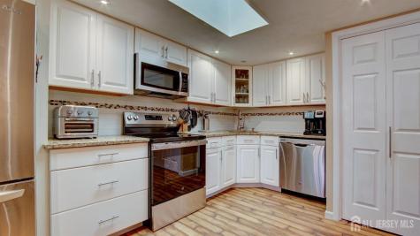 371-A Duranta Plaza Monroe NJ 08831