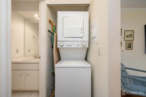 28 Countryside Drive Bernards NJ 07920