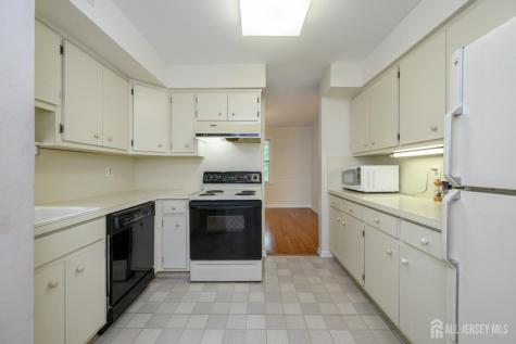 28 Countryside Drive Bernards NJ 07920