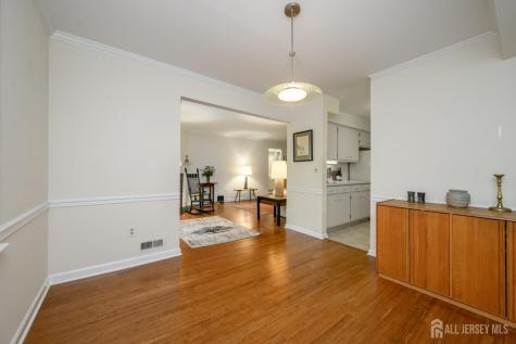 28 Countryside Drive Bernards NJ 07920