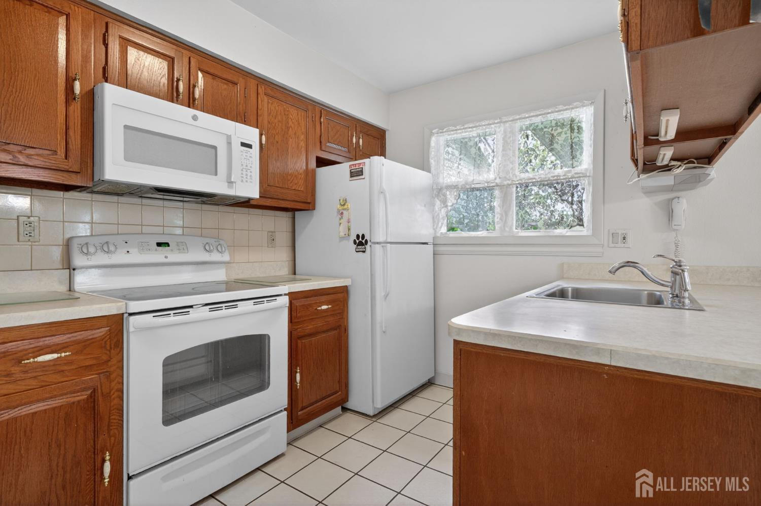 484 Fairton Drive Monroe NJ 08831