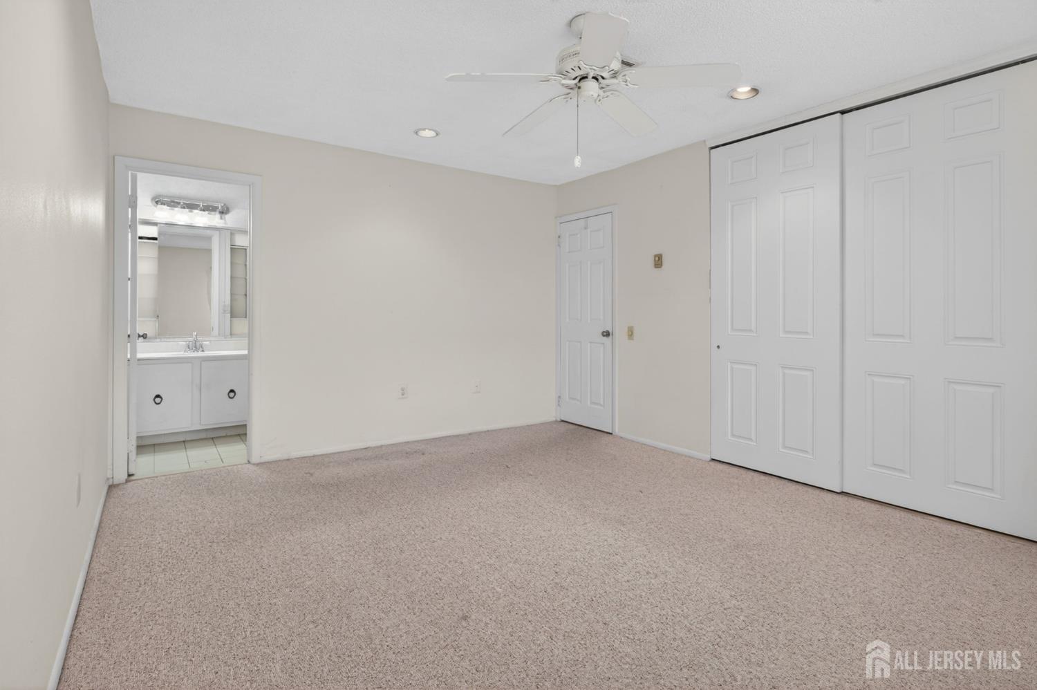 484 Fairton Drive Monroe NJ 08831