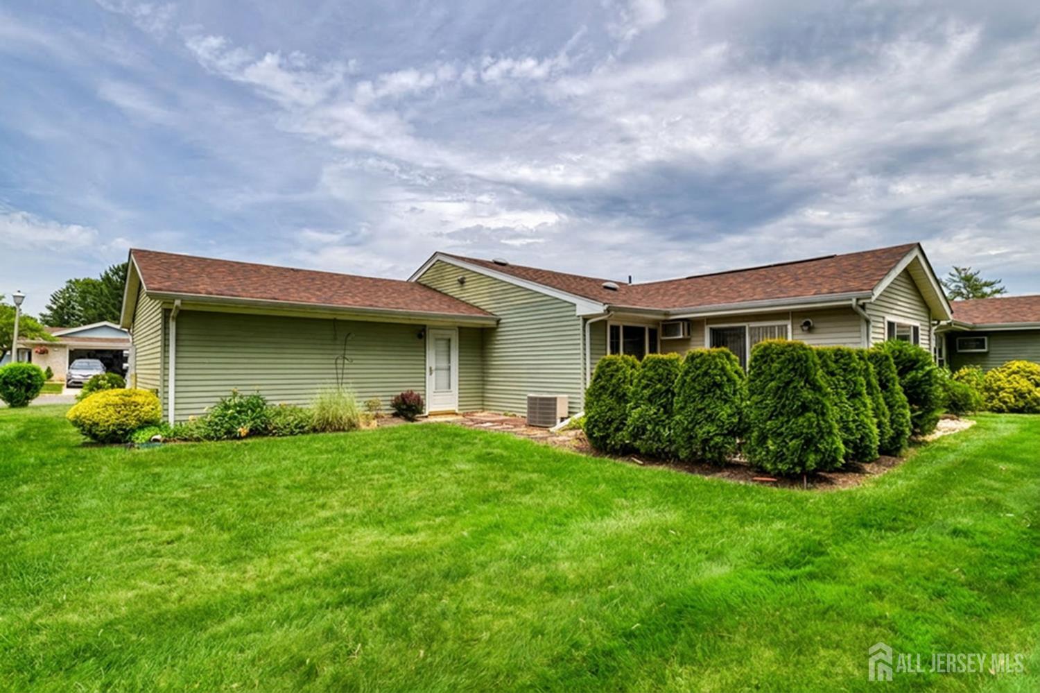 484 Fairton Drive Monroe NJ 08831