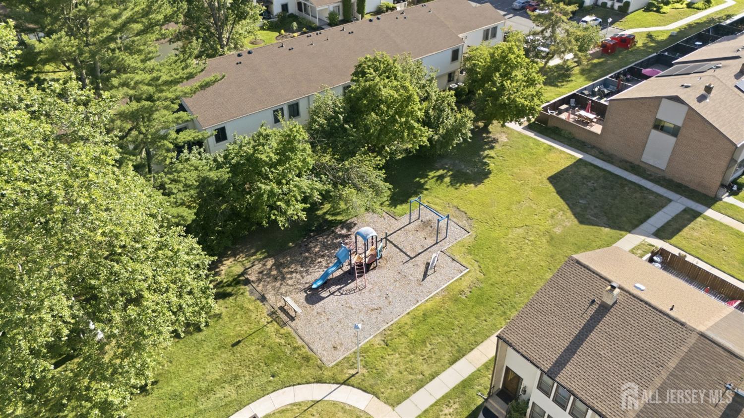 5 Avon Drive East Windsor NJ 08520
