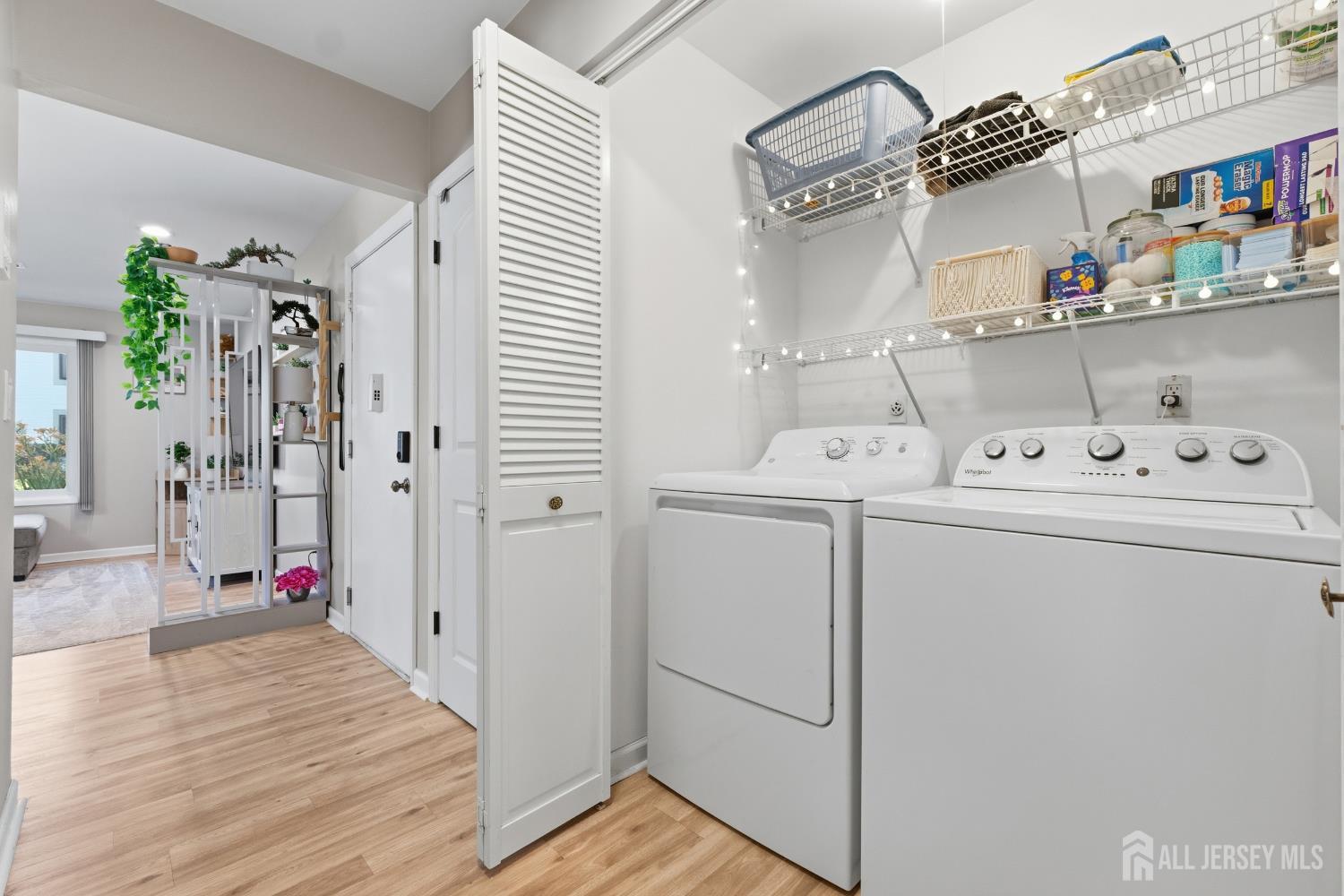 5 Avon Drive East Windsor NJ 08520