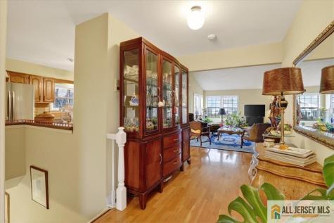 5 Wingate Court Monroe NJ 08831