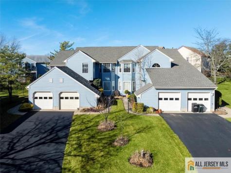 5 Wingate Court Monroe NJ 08831
