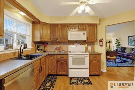 5 Wingate Court Monroe NJ 08831
