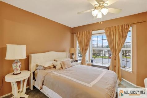 5 Wingate Court Monroe NJ 08831