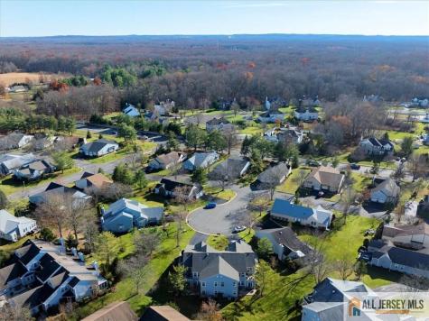 5 Wingate Court Monroe NJ 08831