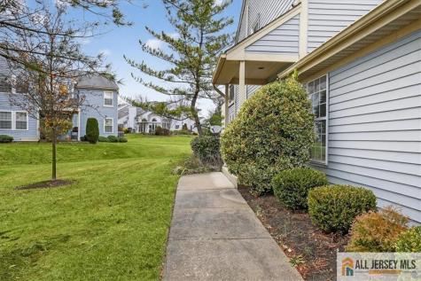5 Wingate Court Monroe NJ 08831