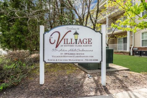 49 Liddle Avenue Edison NJ 08837