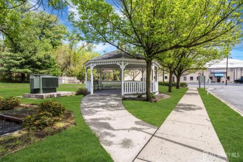 49 Liddle Avenue Edison NJ 08837
