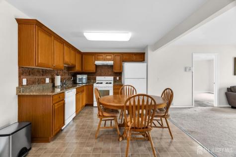 49 Liddle Avenue Edison NJ 08837